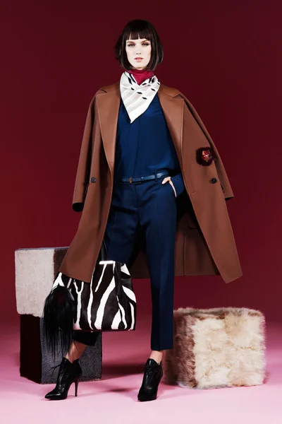 Look 10